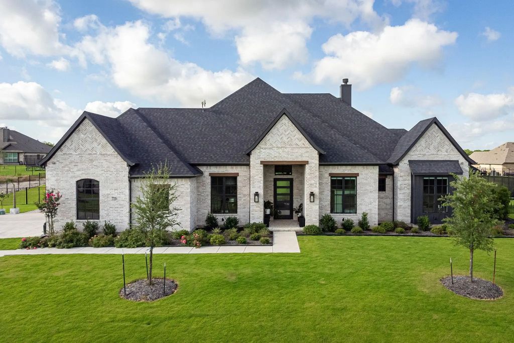 115 Knoll Trail, Gunter