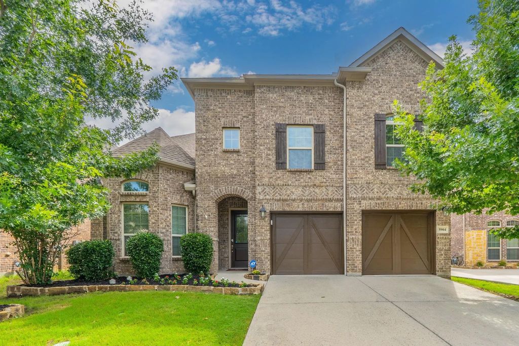 5904 Richmond Drive, North Richland Hills