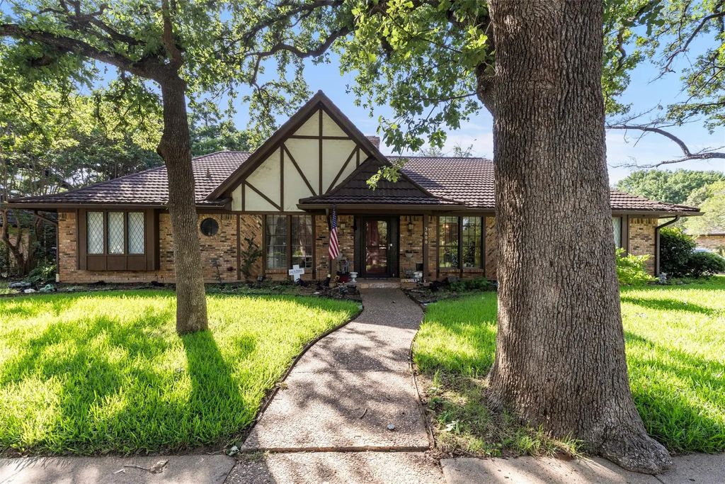 3600 Lake Pontchartrain Drive, Arlington