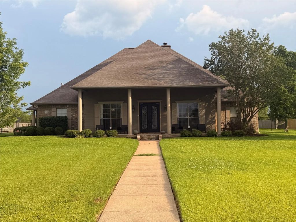 301 Teche Drive, Bossier City