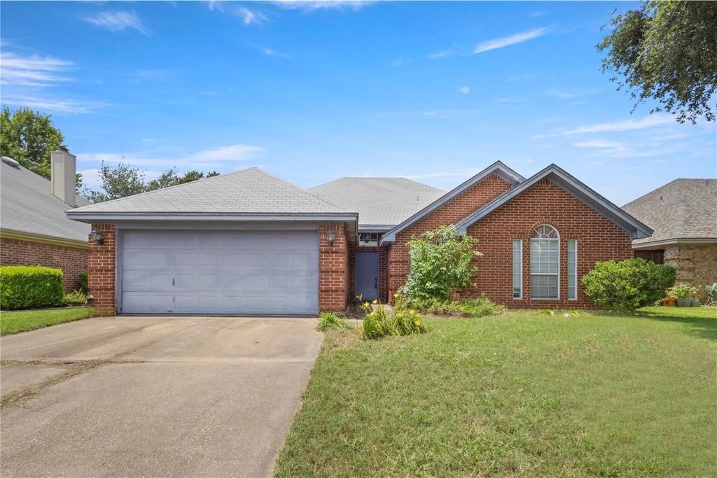 6801 Hadley Drive, North Richland Hills