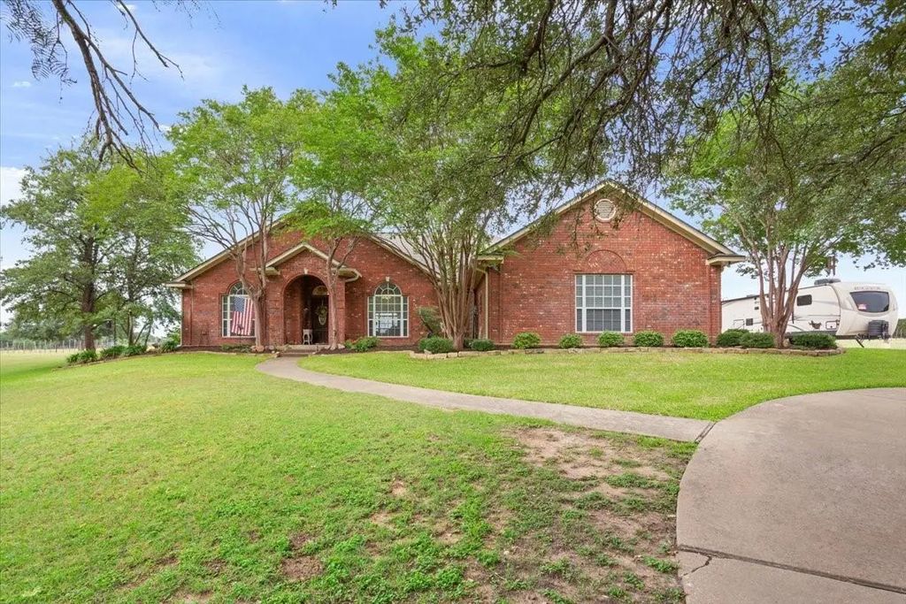 6008 Mesquite Tree Court, Waco