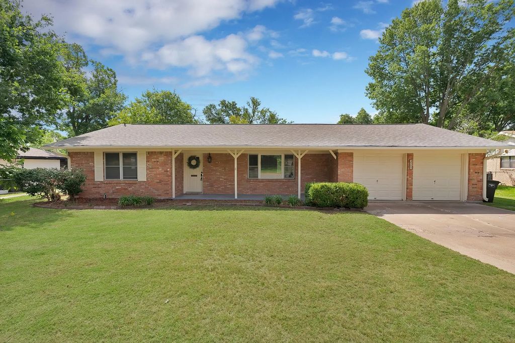3505 Wedgway Drive, Fort Worth