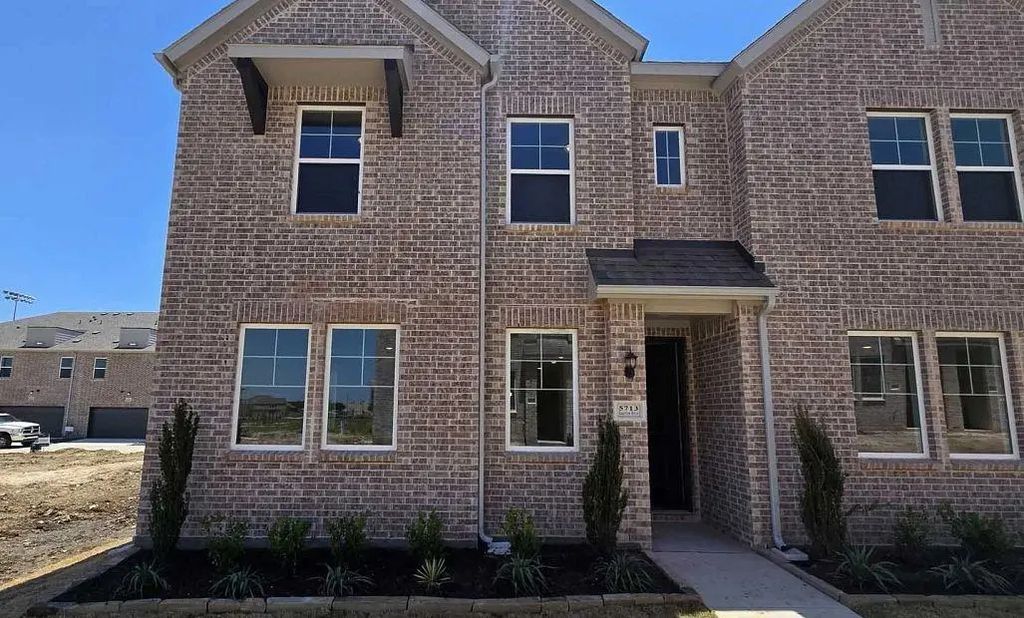 5713 Lakeview Drive, Watauga