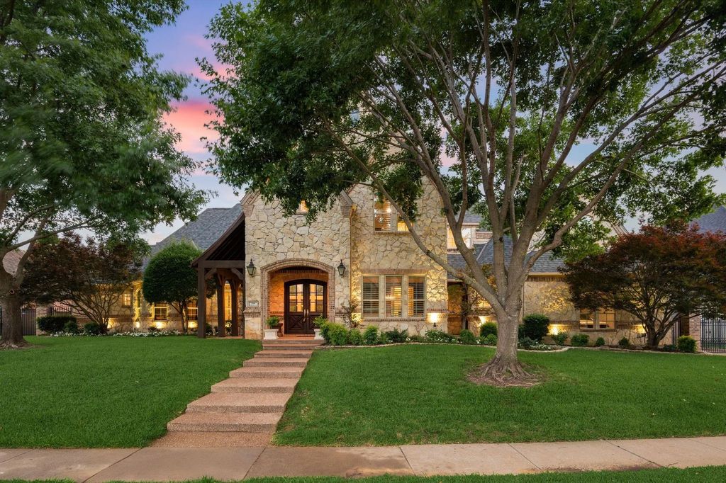 2009 Thames Trail, Colleyville