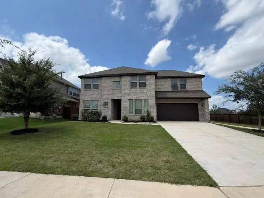 2304 Lonsdale Drive, Mansfield