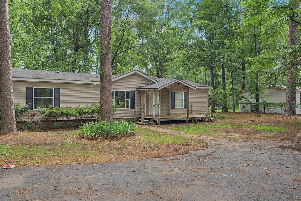 1332 Camp Zion Road, Haughton