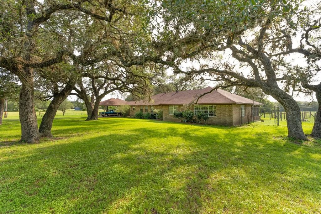 8010 Christian Cemetery Road, Burton