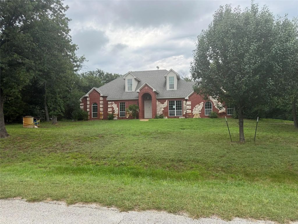 1400 Oak Point Drive, Cross Roads