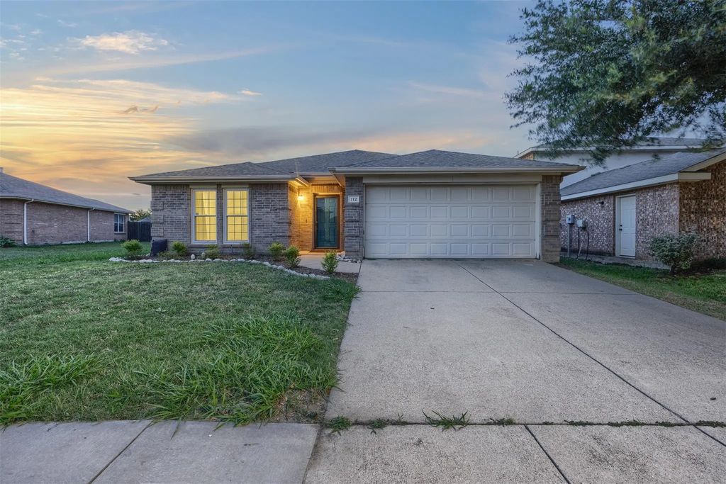 112 Tripp Trail, Denton