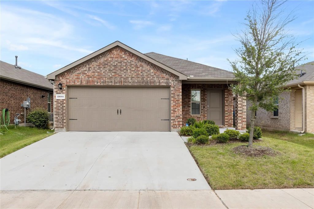 2554 Russell Street, Crandall
