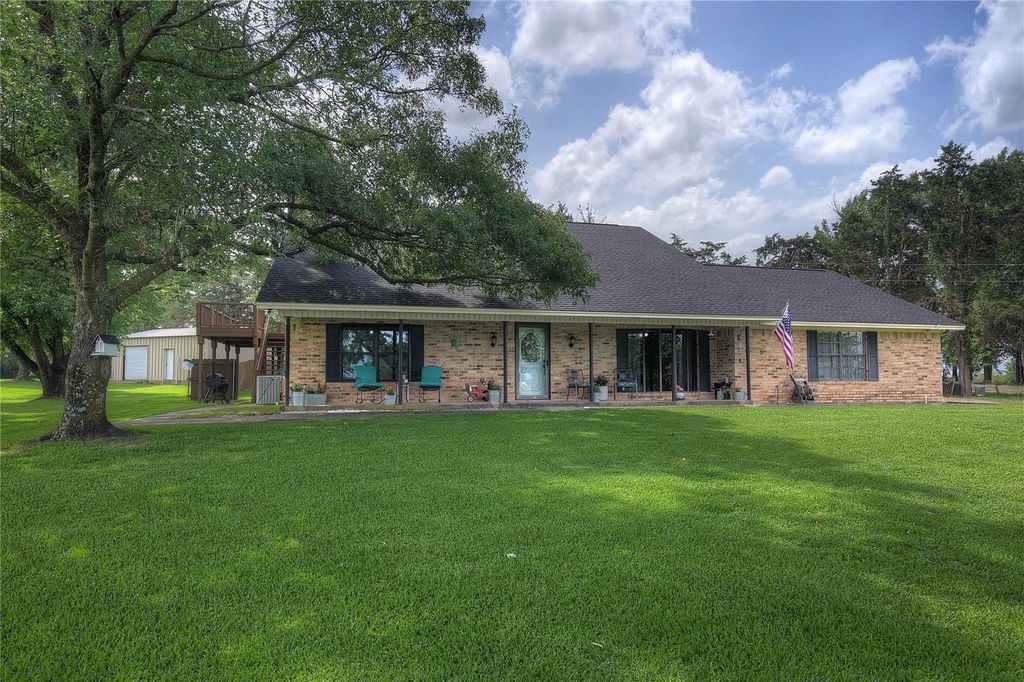 753 County Road Sw 3110, Mount Vernon