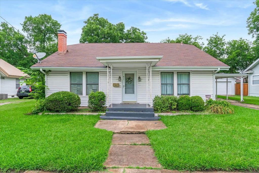 432 W High Street, Wills Point