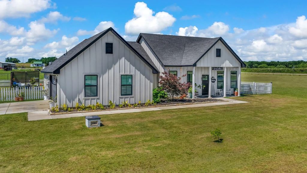 1000 Latigo Lane, Millsap