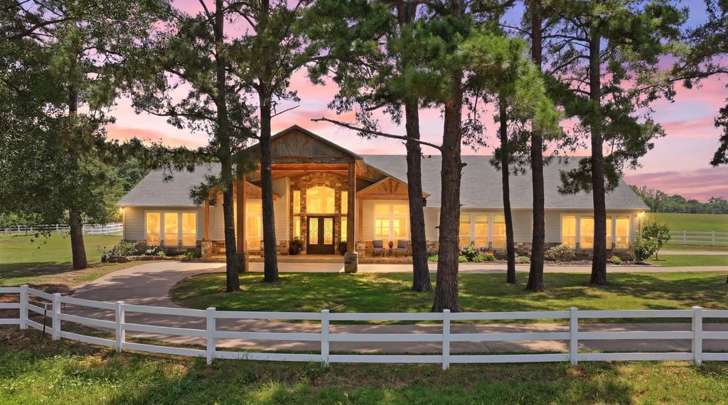 1357 County Road 3504, Bullard