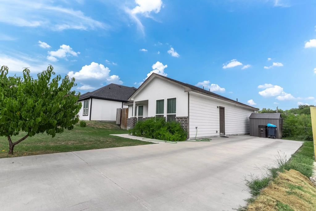 2808 Nw 17th Street, Fort Worth
