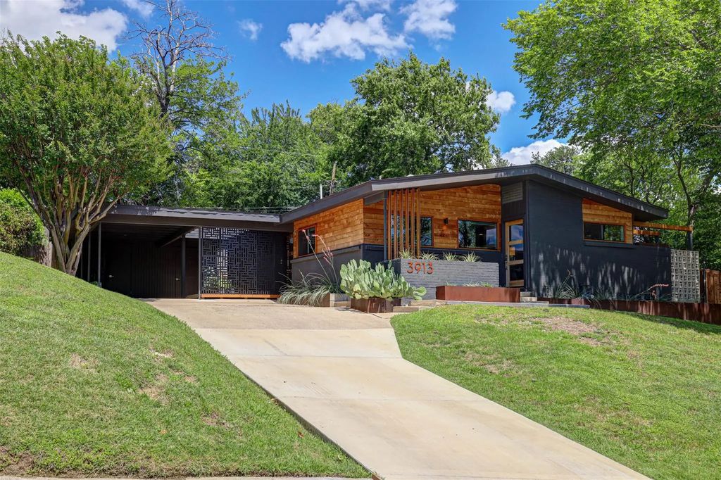 3913 Eldridge Street, Fort Worth