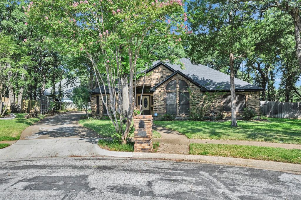 1381 Sweetgum Circle, Keller