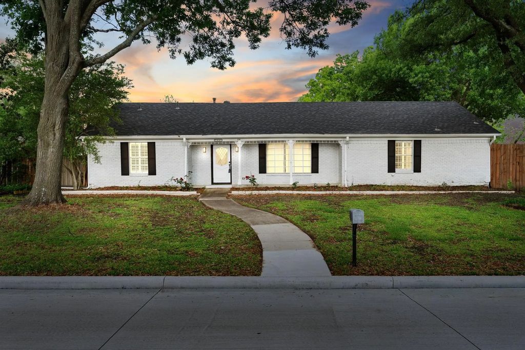 3601 Chicosa Trail, Garland
