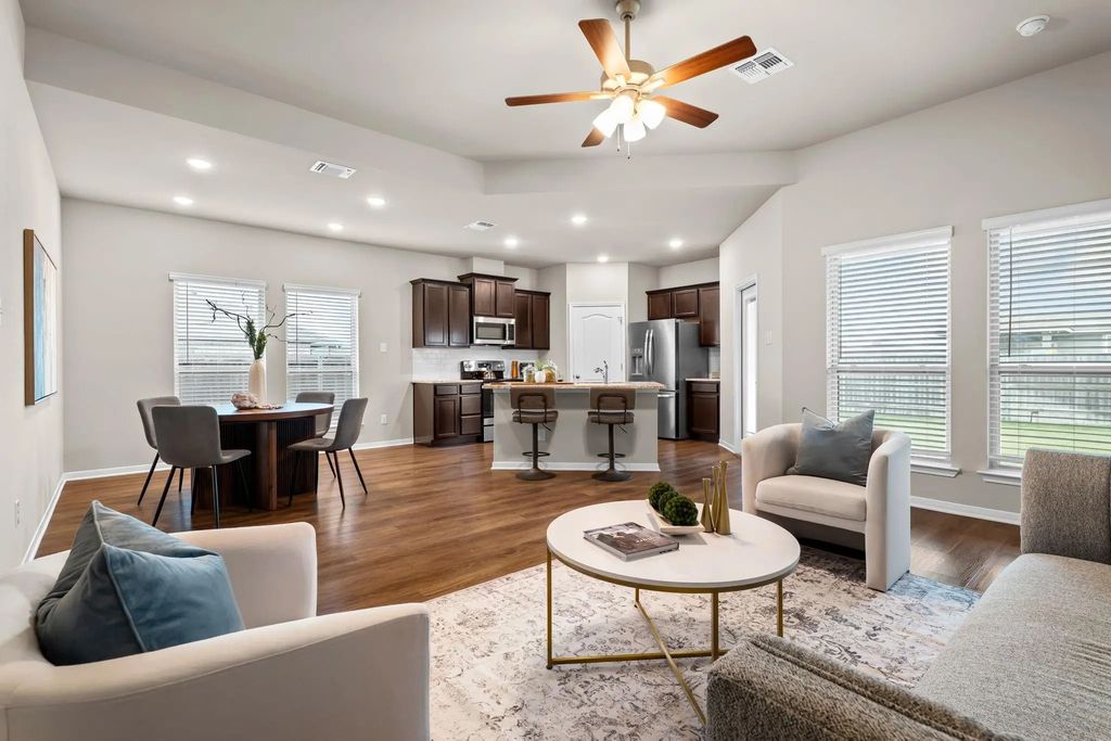 11233 Solar Street, Waco