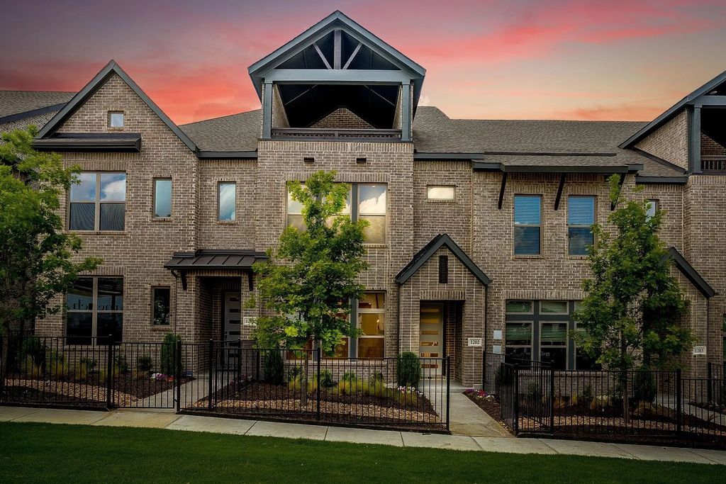 4843 Fuller Court 1202, Irving