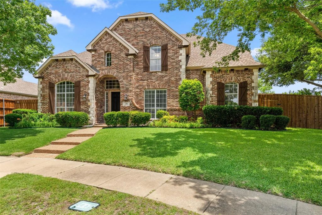 711 Villanova Court, Allen