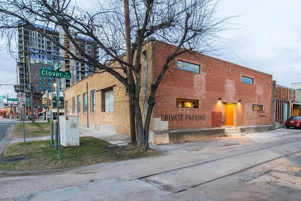 3100 Commerce Street 140, Dallas