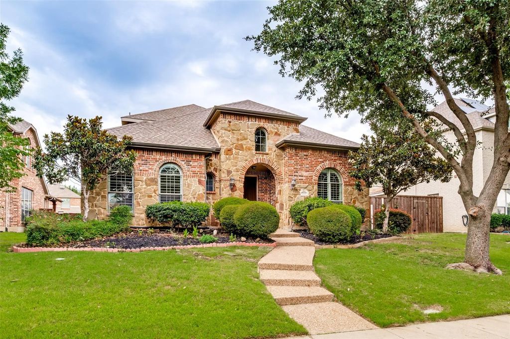 2848 Forest Manor Drive, Frisco