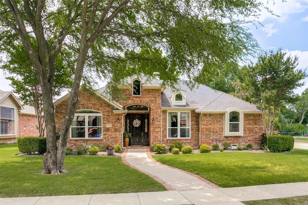 2432 Mesa Oak Trail, Plano