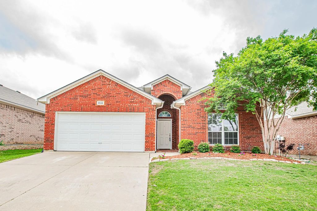 3848 Brandywine Lane, Fort Worth