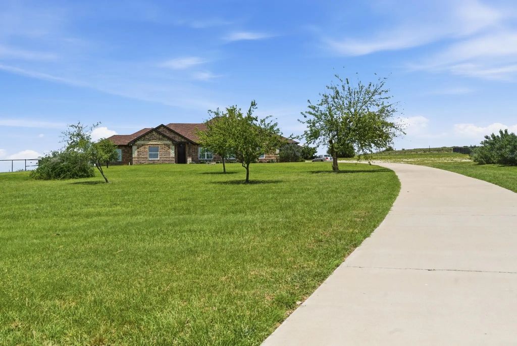 3020 Jolene Court, Springtown