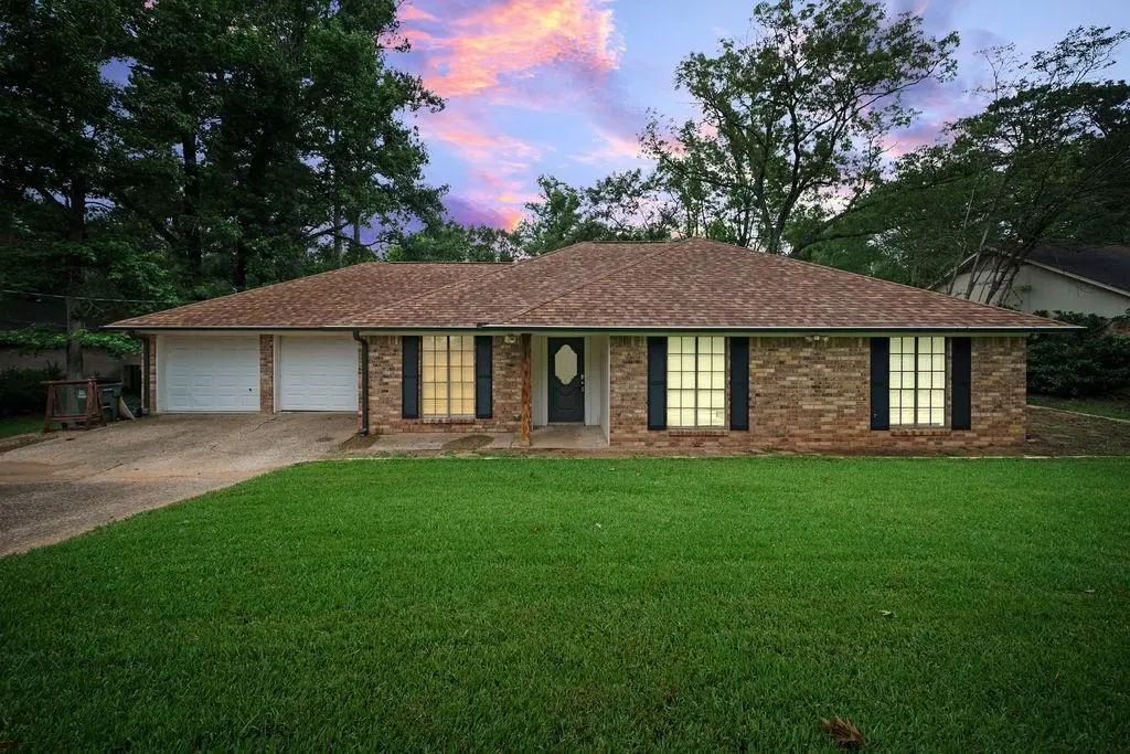 15060 Willowwood Drive, Tyler