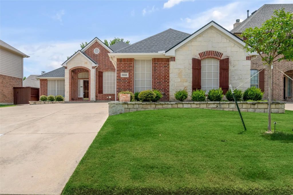 6849 Shoreway Drive, Grand Prairie