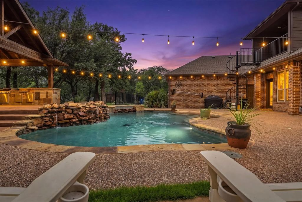 140 Eagles Peak Lane, Double Oak