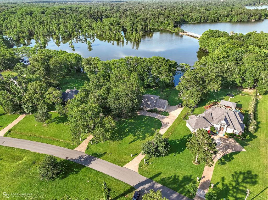 7308 Mallard Bay Drive, Shreveport