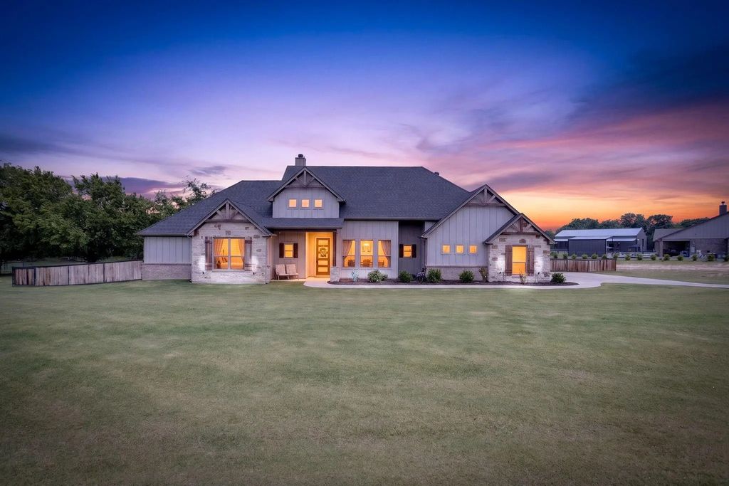 4000 Crick Court Court, Weatherford