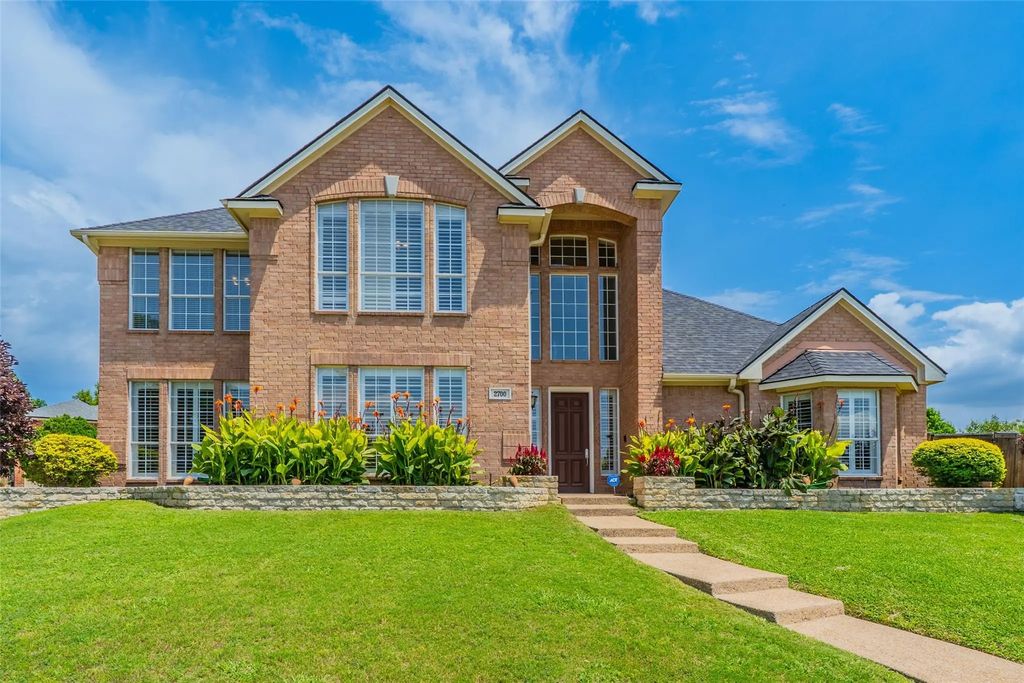 2700 Sunset Circle, Plano