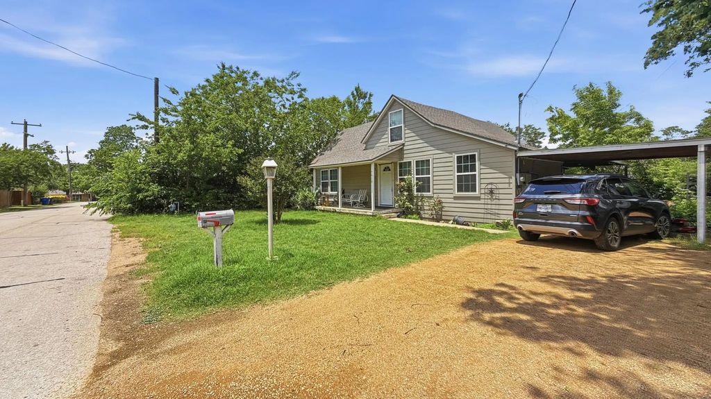 7610 North Street, Frisco
