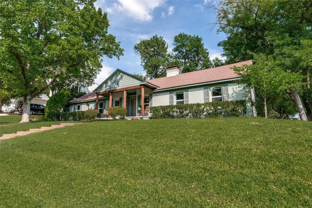 8810 Grenore Drive, Dallas