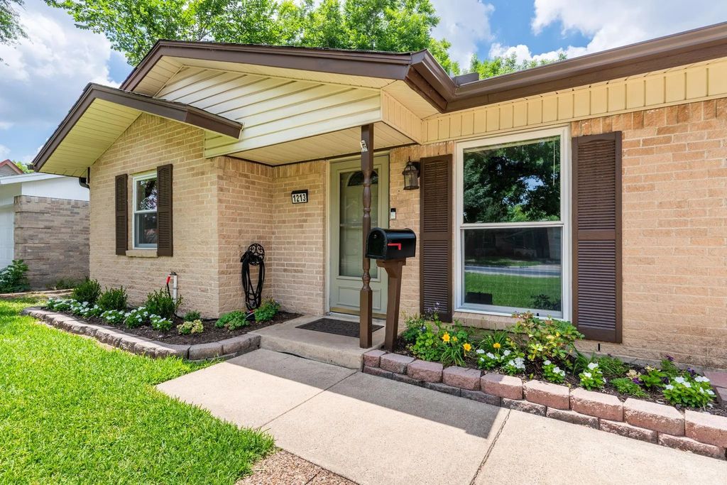 1213 Trellis Drive, Garland