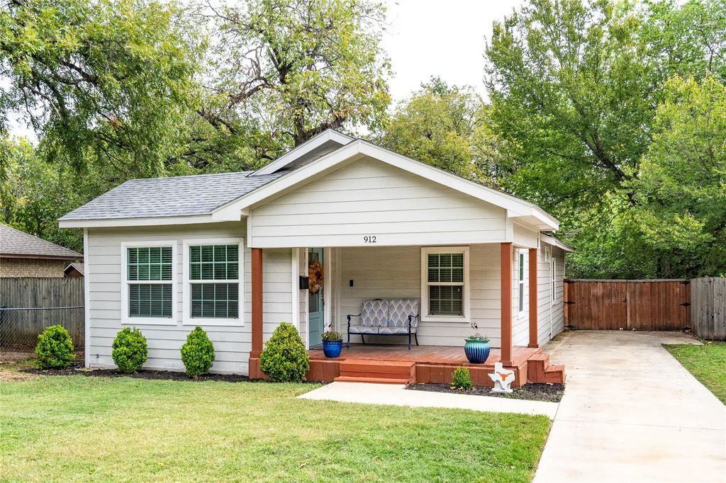 912 S Rosemont Avenue, Dallas