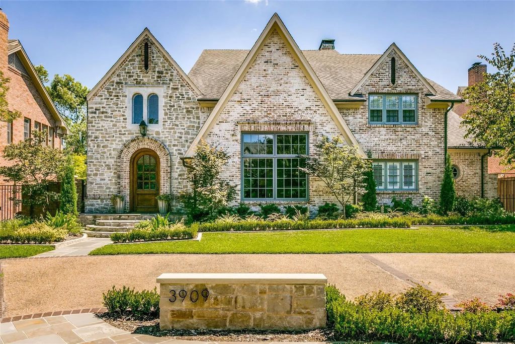 3909 Greenbrier Drive, University Park