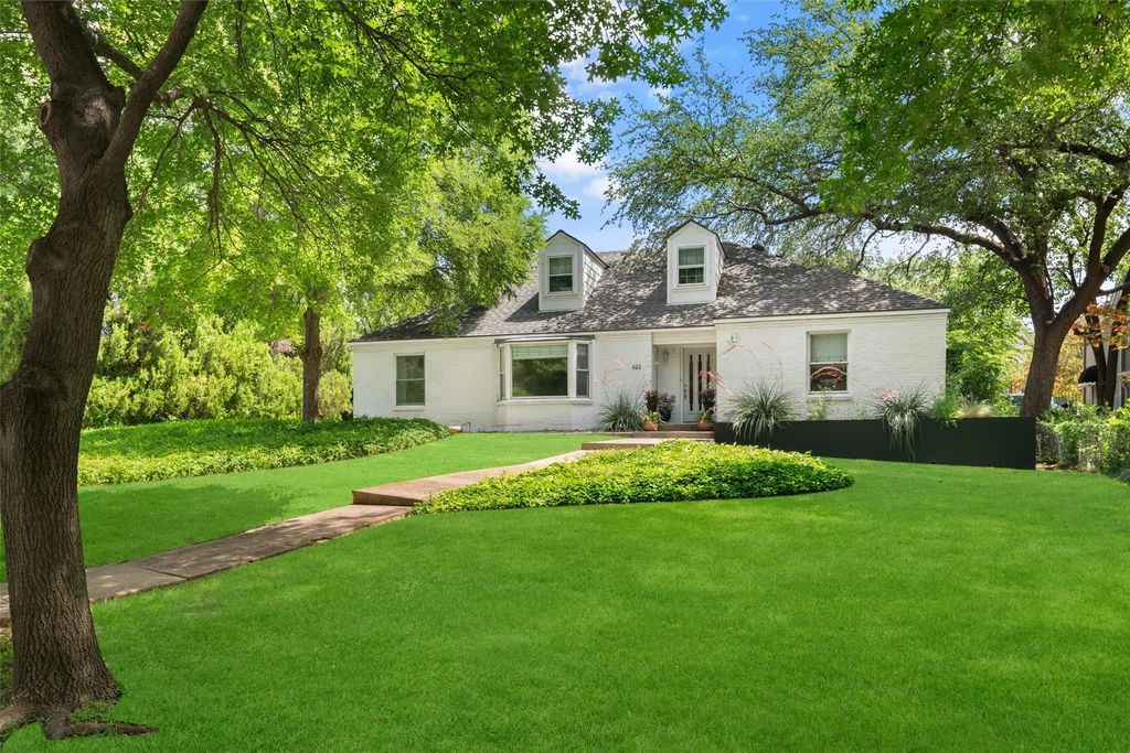 622 N Brookside Drive, Dallas