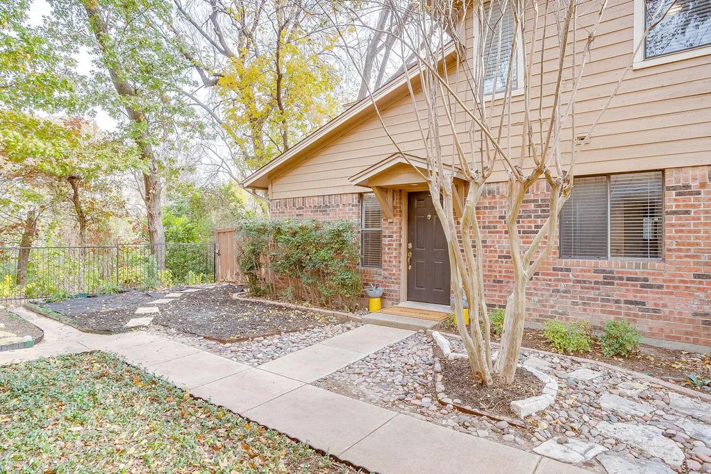 5714 Cedar Creek Drive, Benbrook