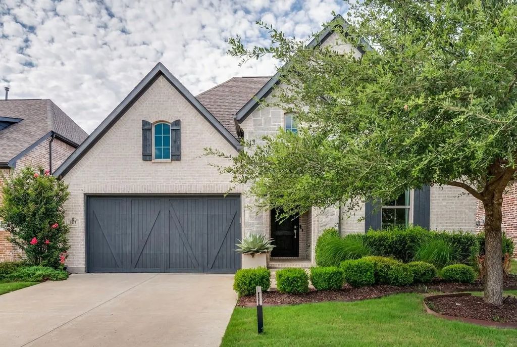 2213 Leslie Lane, McKinney