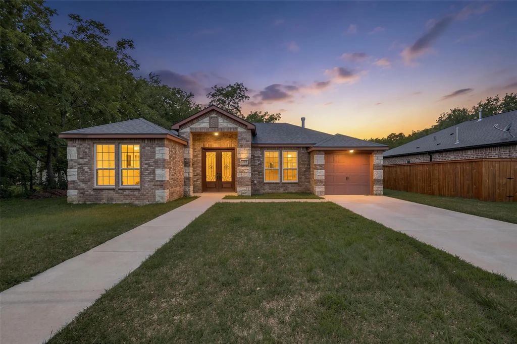 343 N Morris Street, Gainesville