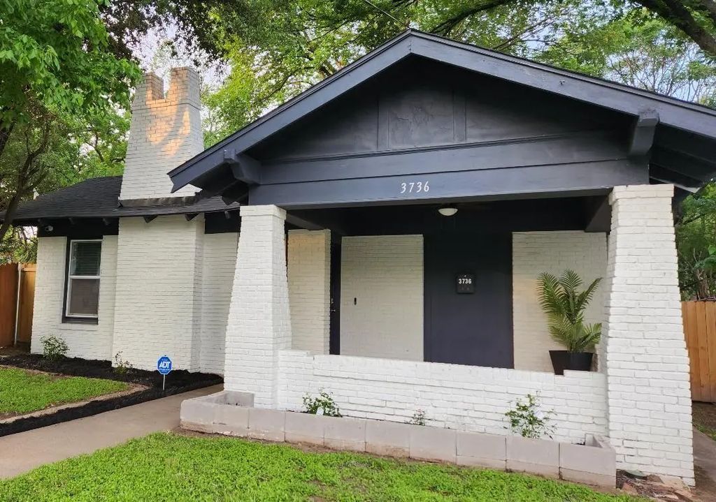 3736 Colonial Avenue, Dallas