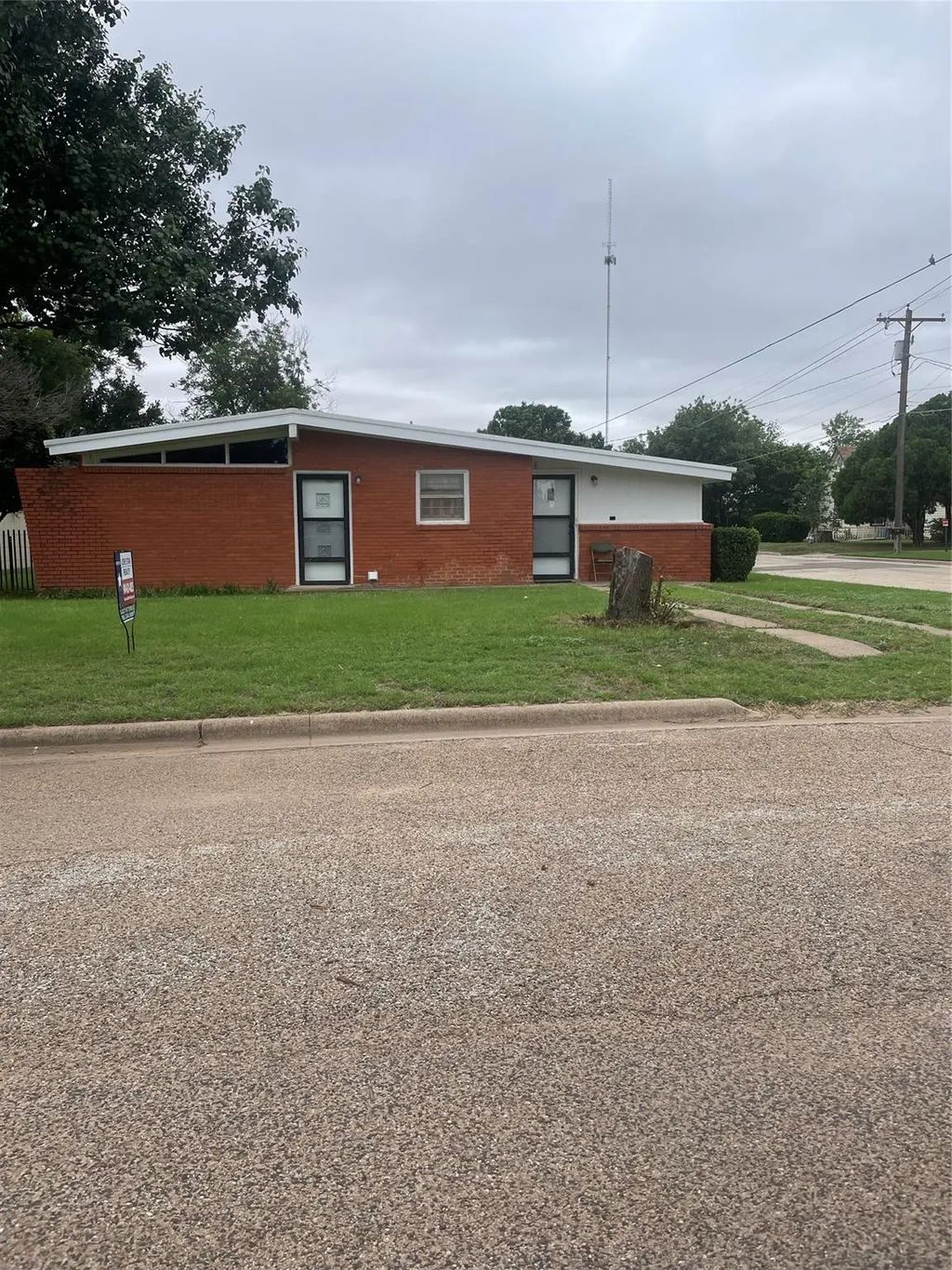 1140 W Forest Street, Munday