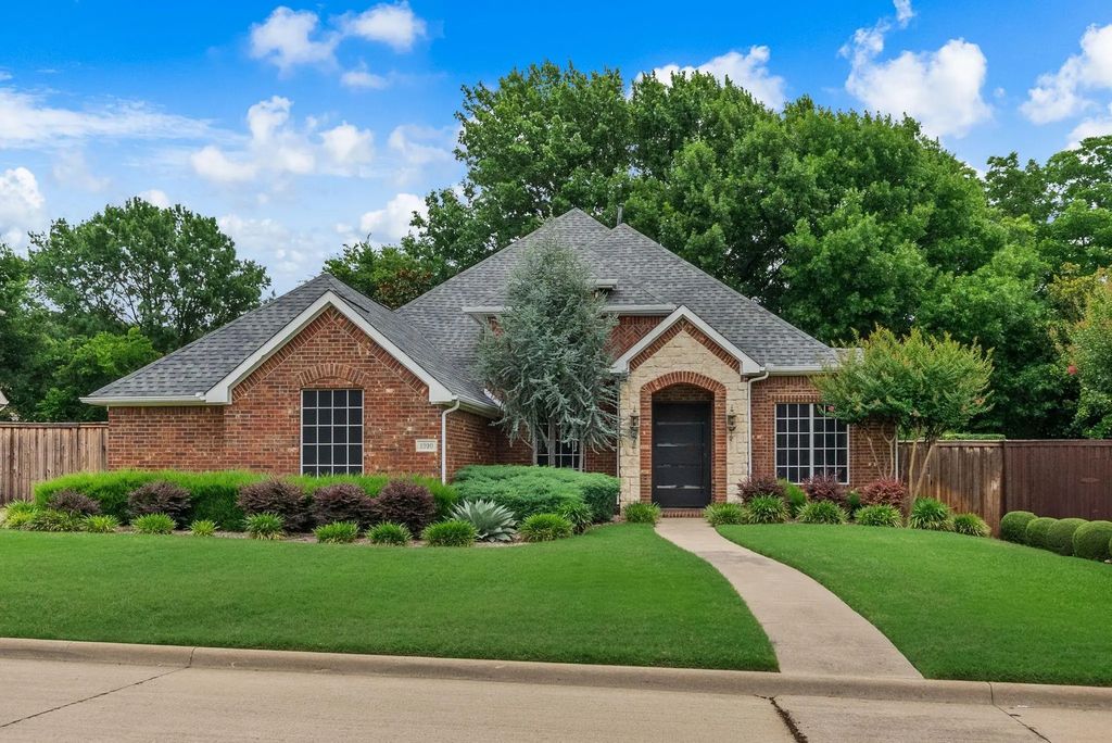1910 Skipaway Drive, Rowlett