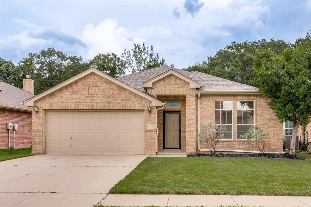 2217 Brandy Drive, Weatherford